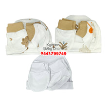 Load image into Gallery viewer, Baby Hat, Socks And Mittens (3pcs)