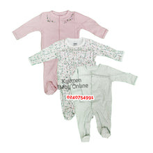 Load image into Gallery viewer, Baby Sleep Suit / Sleep Wear / Overall (Mamas And Papas Female 3pcs) 0-3 Months. - Kyemen Baby Online
