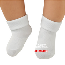 Load image into Gallery viewer, Baby Socks (3 Pairs) White (Bebe Favour) 0-6Months - Kyemen Baby Online
