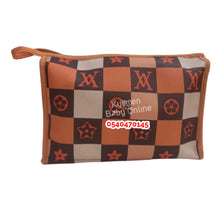 Load image into Gallery viewer, Sponge Bag One Zip (Leather) - Kyemen Baby Online
