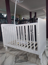 Load image into Gallery viewer, 3-in-1 convertible Baby Wooden Cot (KDDYW 20311) Baby Bed
