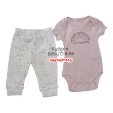 Load image into Gallery viewer, Baby Girl Top and Down with Headband (Chicpea) - Kyemen Baby Online
