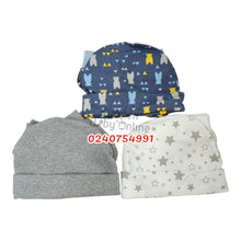 Load image into Gallery viewer, Baby Hat, Socks And Mittens (3 Pcs) - Kyemen Baby Online
