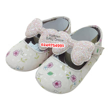 Load image into Gallery viewer, Baby Girl shoe (Miyuebb) - Kyemen Baby Online

