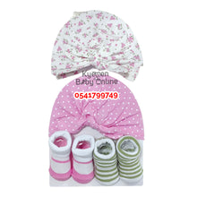 Load image into Gallery viewer, Baby Girl socks with Hat Hudson Baby(wild Flower) C - Kyemen Baby Online
