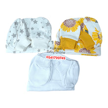 Load image into Gallery viewer, Baby Hat, Socks And Mittens (3pcs) - Kyemen Baby Online
