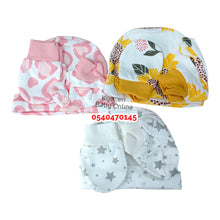 Load image into Gallery viewer, Baby Hat, Socks And Mittens (3pcs) - Kyemen Baby Online
