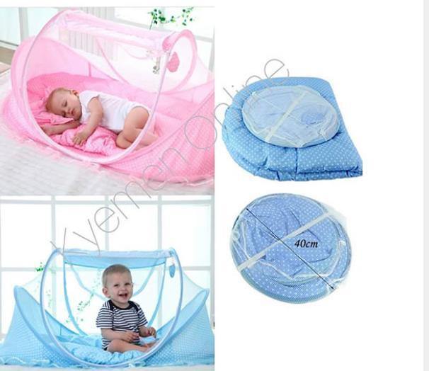 Baby bed with outlet net